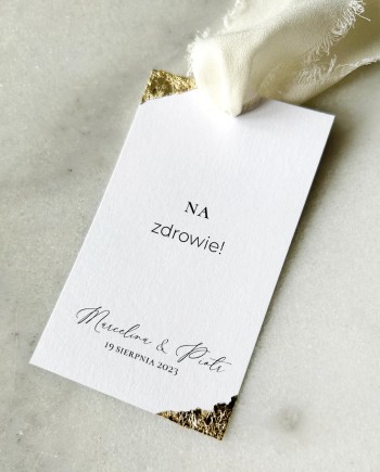 Etykiety na butelki weselne na sznurku